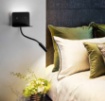 Immagine di Applique Comodino Nera Mensola con Faretto e Presa USB Level Perenz