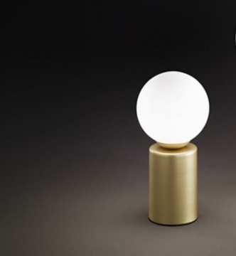 Immagine di Lumetto Da Comodino Cilindro Oro Con Sfera Vetro Birillo Perenz