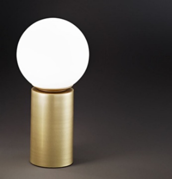 Immagine di Lampada Da Tavolo Birillo Oro Con Sfera Vetro Bianco Perenz