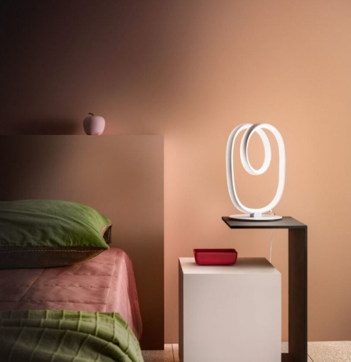 Immagine di Lampada Comodino Moderna Led 17w 3000k Diva Gea Luce