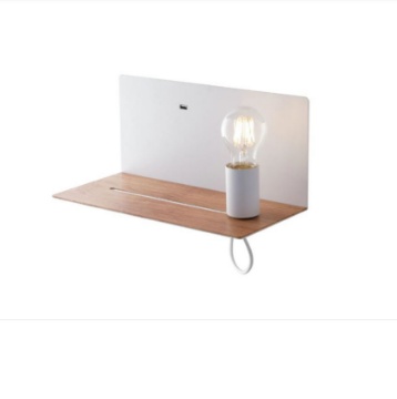 Immagine di Applique Con Mensola Effetto Legno e USB Flash Bianco Fan Europe