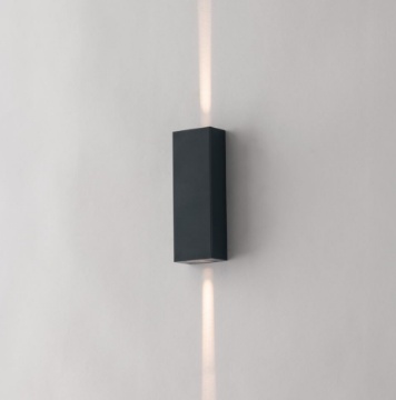 Immagine di Applique Da Esterno Led Doppio Fascio Luce Stretto 5° Antracite IP65