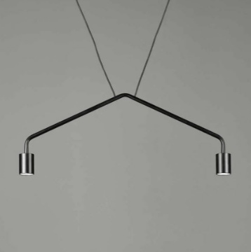 Immagine di Sospensione 2 Luci Led 3000k Alluminio Nero Curvo Caos Contract Piccola Sforzin