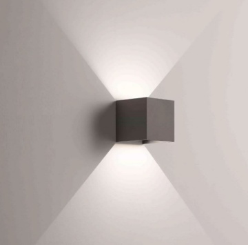 Immagine di Applique Design Cubo Antracite Led 6w IP54 Luce Regolabile Isyluce
