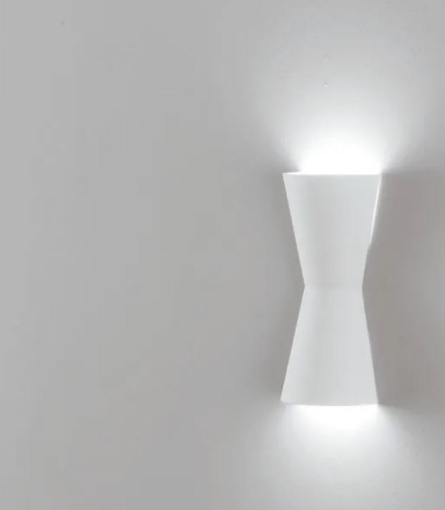 Immagine di Applique Da Parete Clessidra In Gesso 30 cm Luce Sopra e Sotto 2xE14