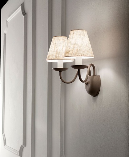 Immagine di Applique Ducale 2 Luci Classica in Metallo Tortora Opaco Perenz 6266 TO