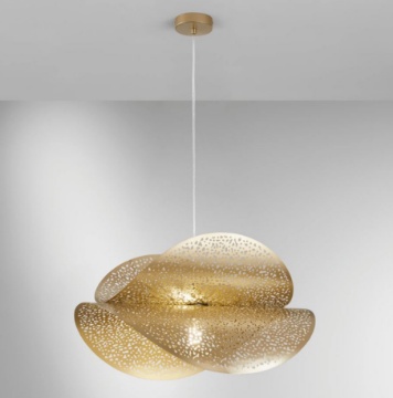 Immagine di Lampadario Doppia Vela Metallo Forato Oro Per Salotto