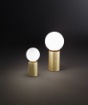 Immagine di Lampada Da Tavolo Birillo Oro Con Sfera Vetro Bianco Perenz