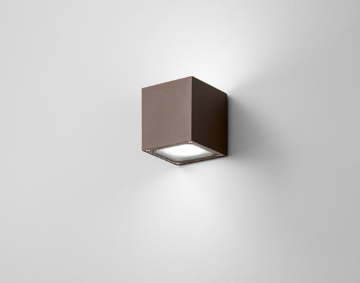 Immagine di Applique Esterni Cubotto Corten Doppia Luce Gx53 Totem IP54 Perenz