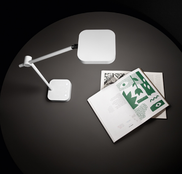 Immagine di Lampada Da Scrivania Orientabile Bianca Led CCT Dimmerabile Icon Perenz