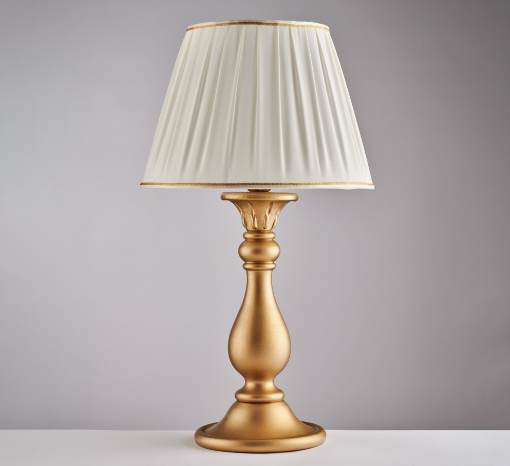 Immagine di Lume Classico Legno Oro Anticato con Paralume Bianco Lucca Bonetti