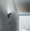 Immagine di Applique Decorativa Moderna Led 15w Luce Indiretta Plug Nero Gea Luce