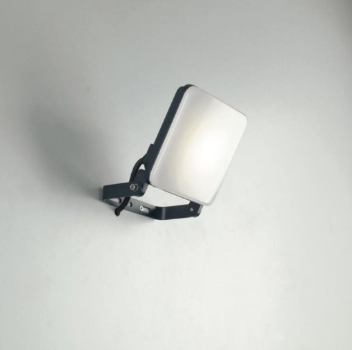 Immagine di Proiettore Faro Led Orientabile Da Esterno 10w 4000k IP65