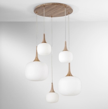 Immagine di Lampadario Finto Legno 5 Bocce Vetro Bianco Per Soggiorno Jaipur Fan