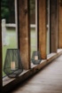Immagine di Lume Alto Led Effetto Fiamma per Veranda Plastica Grigia Mineros H51 cm Trio Lighting 