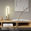 Immagine di Lampada Da Tavolo Comodino Design Ovale Moderno Led Latium Ottone Smarter