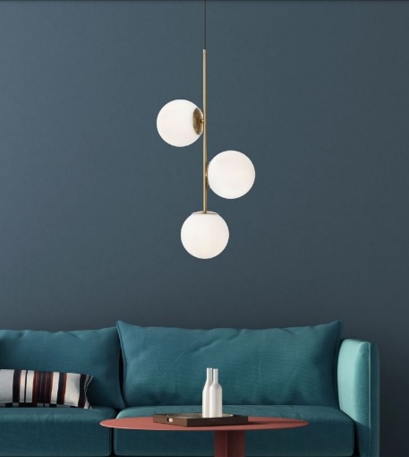 Immagine di Lampadario Oro Verticale 3 Sfere Vetro Bianco Niva Smarter