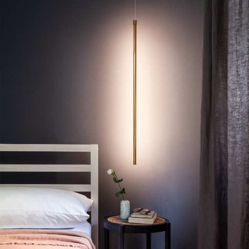 Immagine di Lampadario Bacchetta Led Luce Laterale Ottone 80 cm Per Camera Da Letto Taboo Smarter