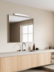 Immagine di Applique Squadrata Cromo 60cm Da Specchio Led 18w CCT Tavi IP44 ACB