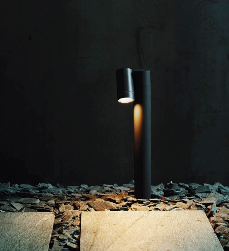 Immagine di Lampioncino Led GU10 Cilindro Orientabile Antracite 45 cm Antracite IP65 Gea Led