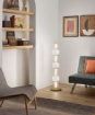 Immagine di Piantana Moderna Per Salotto Barra Led Oro Con Vetri Ambra Bianco 3000k Totem Fan Europe