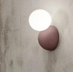 Immagine di Applique Cemento Colorato Sfera Bianca Vetro Rock Ondaluce