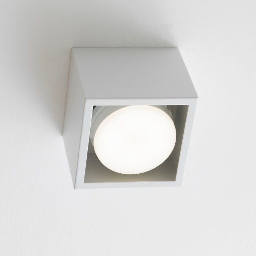 Immagine di Faretto Cubo Da Soffitto Bianco Led Led Gx53 Cage Vivida