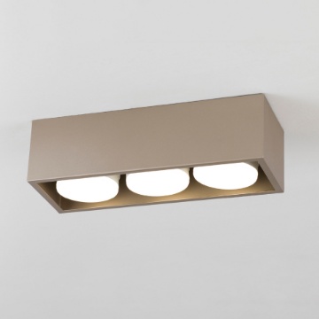Immagine di Plafoniera Sabbia Design Squadrato 3 Luci Gx53 Cage Vivida