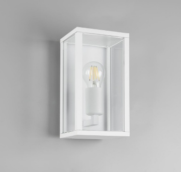 Immagine di Applique Rettangolare Bianca Garonne Per Esterni IP44 Trio Lighting