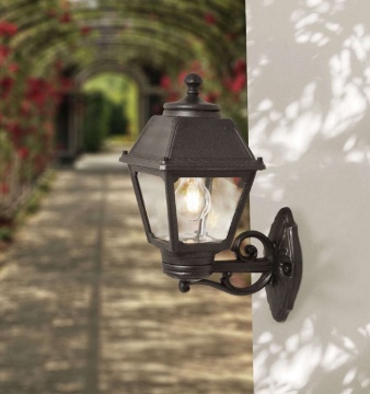 Immagine di Lanterna Da Parete Classica Per Esterni Resina Nero IP55 Alba Top Light