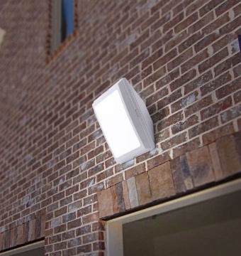 Immagine di Lampada Squadrata Grigia Da Parete Sofitto Per Esterni IP66 1xE27 Siena Top Light