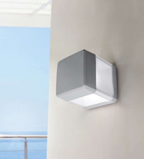 Immagine di Applique Cubo Grigio Esterno IP66 Lodi Top Light Con Lampadina Led Gx53 Inclusa