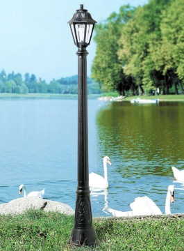 Immagine di Lampione Alto Da Esterno 182 cm Resina IP55 Asti Top Light