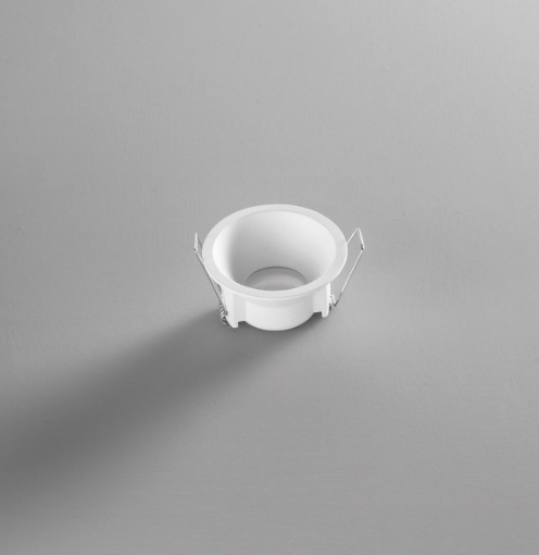 Immagine di Porta Faretto GU10 Per Controsoffitto Incasso Rotondo Bianco 66 mm IP65 Obon Intec