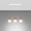 Immagine di Lampada A Sospensione In Linea Per Tavolo Con Sfere Colorate Cottage Top Light