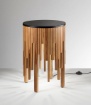 Immagine di Tavolino Legno Noce Rotondo Con Luce Integrata Da Salotto Kengo Fan Europe