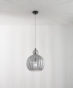 Immagine di Lampadario Lia Perenz Sferico Vetro Plissettato Fume 32 cm Per Tavolo
