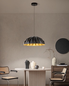 Immagine di Lampadario Per Tavolo Cupola Nero Oro 56cm Led 3000k Prisma Perenz