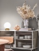 Immagine di Lumetto Base Oro con Sfera Vetro Bianco 10 cm Maga Perenz 8066 OR