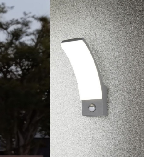 Immagine di Applique Da Esterno Antracite Led 4000k Con Sensore Movimento IP44 Beja Trio