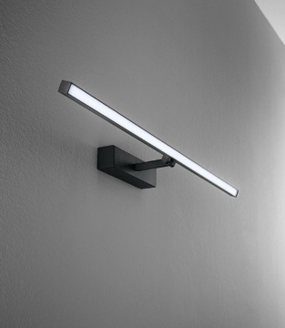 Immagine di Applique Led Orientabile Da Specchio Riga 102 cm 24w CCT Perenz