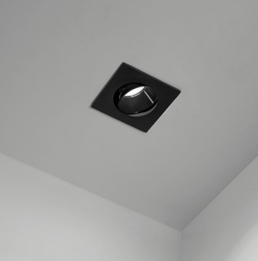 Immagine di Faretto Quadrato Nero Orientabile Per Cartongesso 90mm Perenz