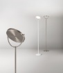 Immagine di Piantana Disco Led Orientabile Grigio Titanio Con Dimmer Plato Perenz