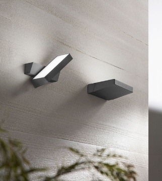 Immagine di Applique Da Esterno Faro Led Orientabile Antracite IP54 Giro Perenz
