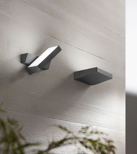 Immagine di Applique Da Esterno Faro Led Orientabile Antracite IP54 Giro Perenz