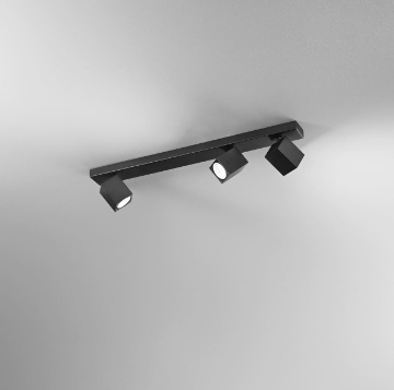 Immagine di Plafoniera Con 3 Faretti Quadrati Orientabili Parete Soffitto Oddy Perenz