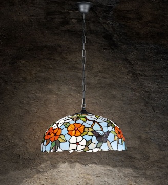Immagine di Sospensione Artigianale In Vetro Multicolor Tiffany Butterfly 40 cm Perenz
