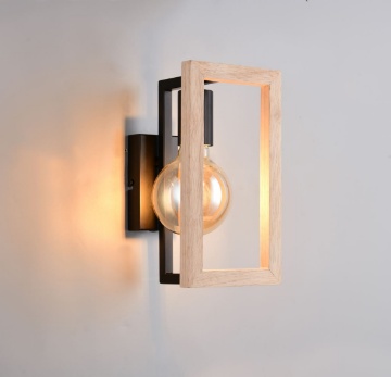 Immagine di Applique Squadrata Nera Con Cornice Legno Bano Trio Lighting