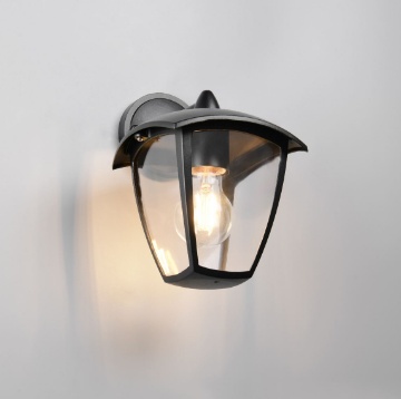 Immagine di Lanterna Da Esterno Nera Venta IP44 Trio Lighting