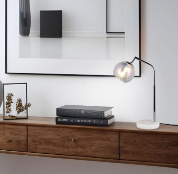 Immagine di Lampada Da Tavolo Cromo Con Sfera Vetro Iridescente Paxton Trio